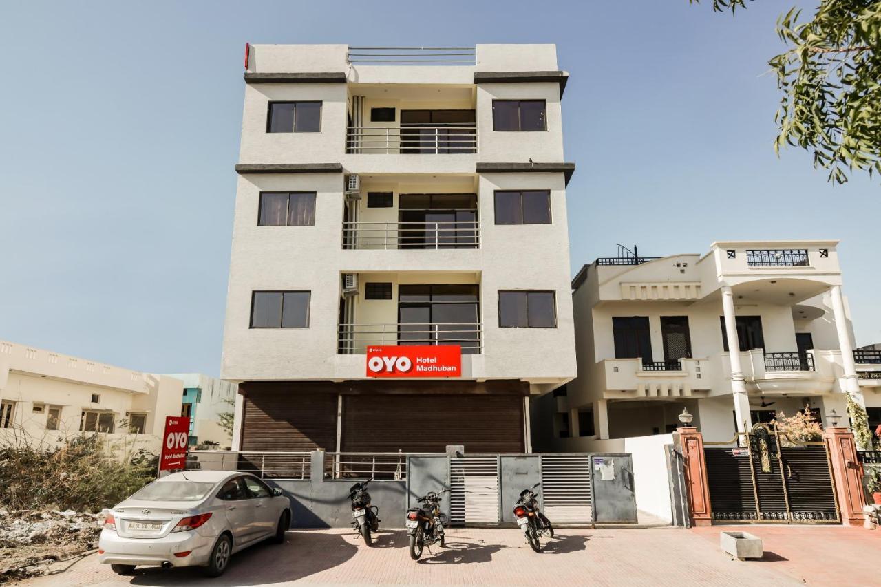 Oyo 67335 Hotel Madhuban Ajmer Esterno foto